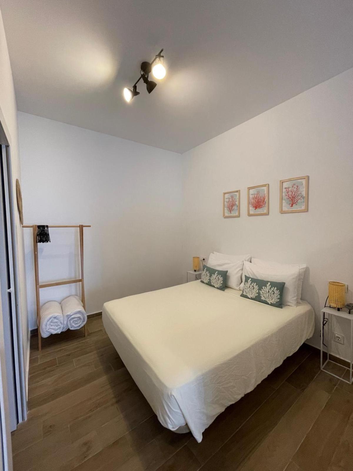 Apartamentos Matilda 콘일데라프론테라 외부 사진