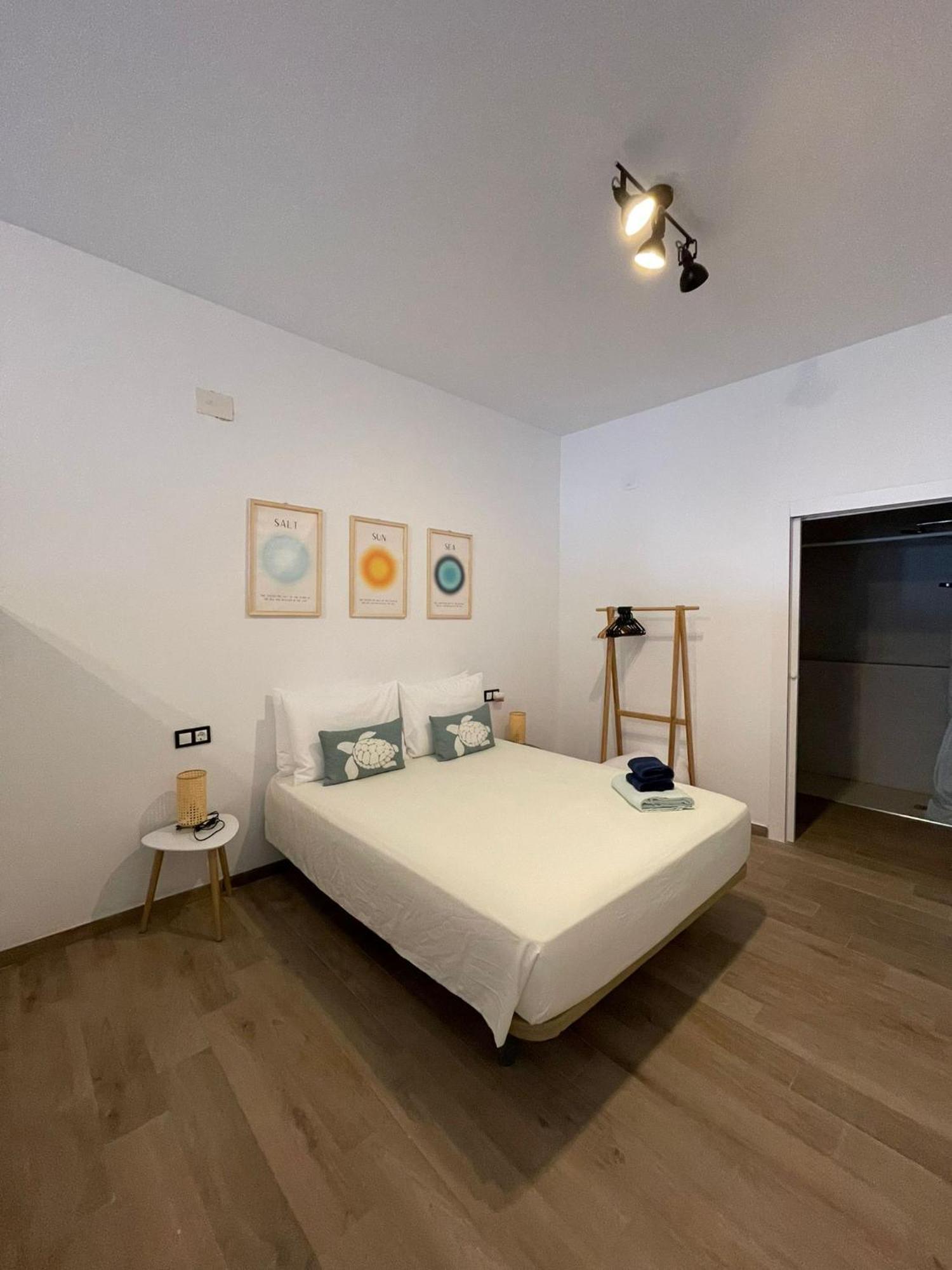 Apartamentos Matilda 콘일데라프론테라 외부 사진